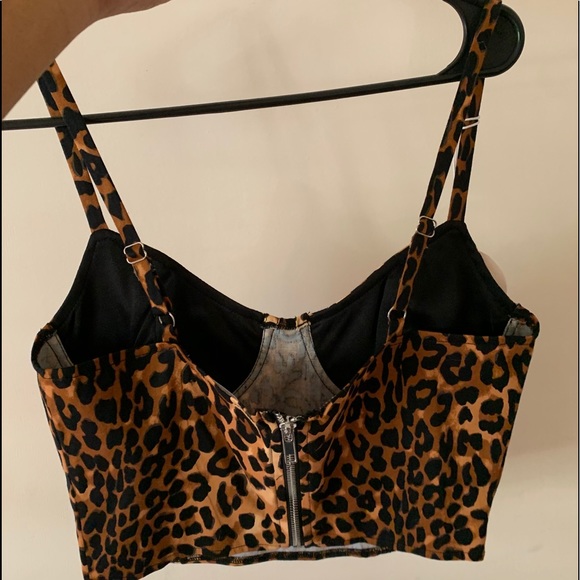 Princess Polly crop top - Picture 2 of 2